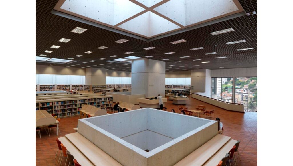 Biblioteca 2